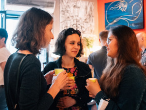 V Praze proběhla vernisáž děl Kirilla Postovita. Vystoupil i jeho syn Tim