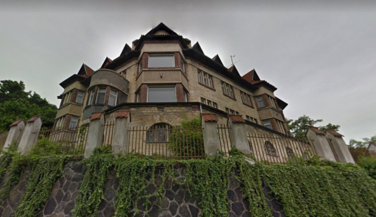 Místní nechtějí, aby šla vila pod Strahovem k zemi. Proti demolici vznikla petice