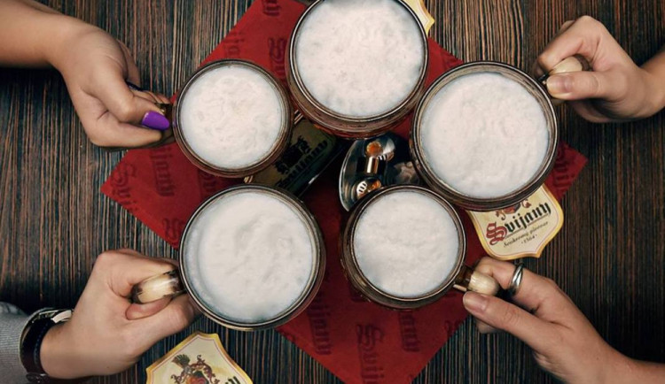 Pivovar Svijany představuje nové designové svijanské půllitry