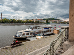 FOTOGRAF ODVEDLE SEDLECKA