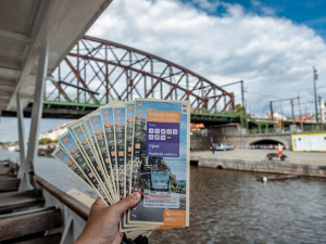 FOTOGRAF ODVEDLE SEDLECKA