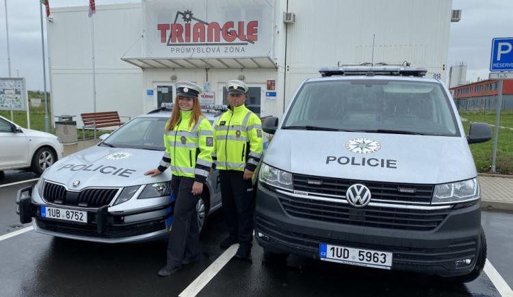 Dálničáři jsou zrcadlem policie. Oddělení Postoloprty hledá zapálené kolegy