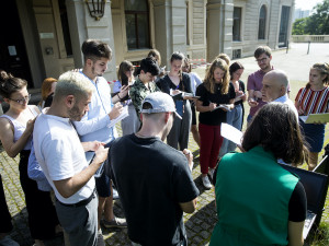 Na účastníky čekaly mimo jiné novinářské workshopy a praktická cvičení.