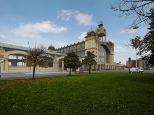 Průmyslový palác na Výstavišti se dočká opravy. Praha vybrala stavební firmu