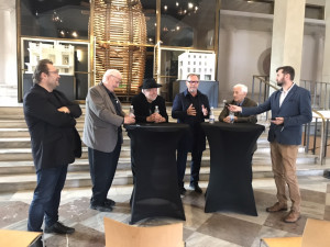 Jízdárna Pražského hradu hostí nejrozsáhlejší výstavu moderní architektury za posledních dvacet let