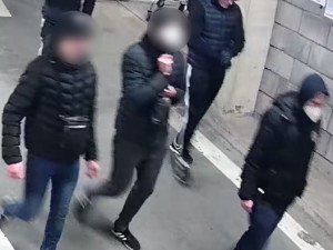 Kamara - just a nig*er! Policie má dva z autorů rasistického vzkazu