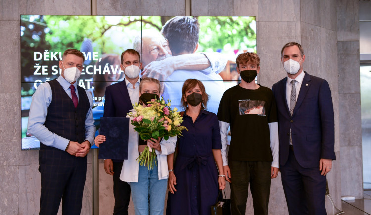 V očkovacím centru na Vyšehradě naočkovali již sto tisíc lidí. Centrum v budoucnu skončí