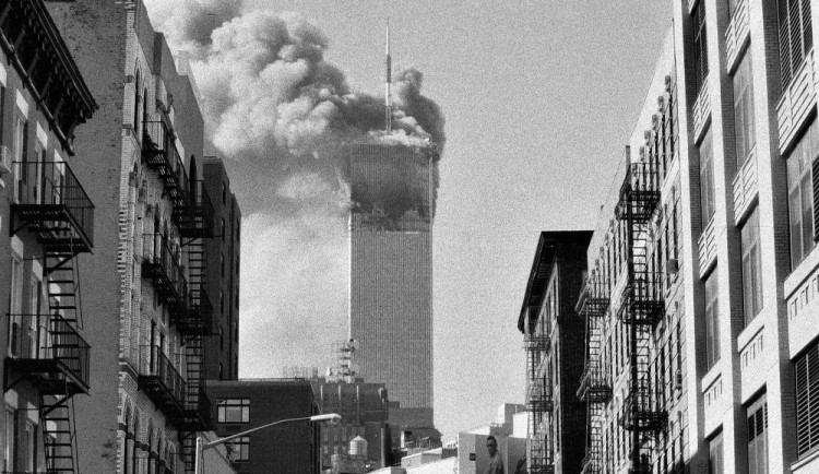 Bylo to šílené, viděli jsme útok i následné zřícení obou dvojčat, vzpomíná na 11. září český fotograf