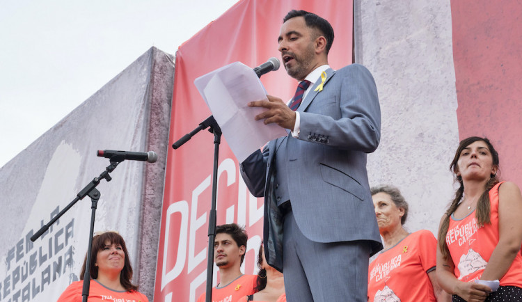 size4-16320018959779-139-fem-la-repu-blica-catalana-180911-1778-dc-43766182725