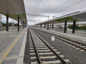 Praha má nové vlakové nádraží. Ode dneška se cestující svezou na Zahradní Město