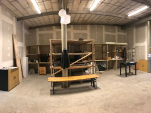 Je to jako e-shop, jen bez placení. V Praze funguje sklad uměleckého materiálu art re use