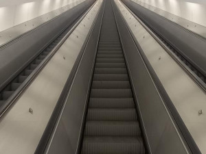 Nové eskalátory a proměna vestibulu. Na Andělu otevřel opravený výstup z metra