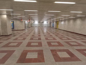 Nové eskalátory a proměna vestibulu. Na Andělu otevřel opravený výstup z metra