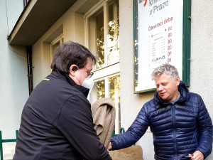 V Praze je pátá lavička Jaroslava Foglara