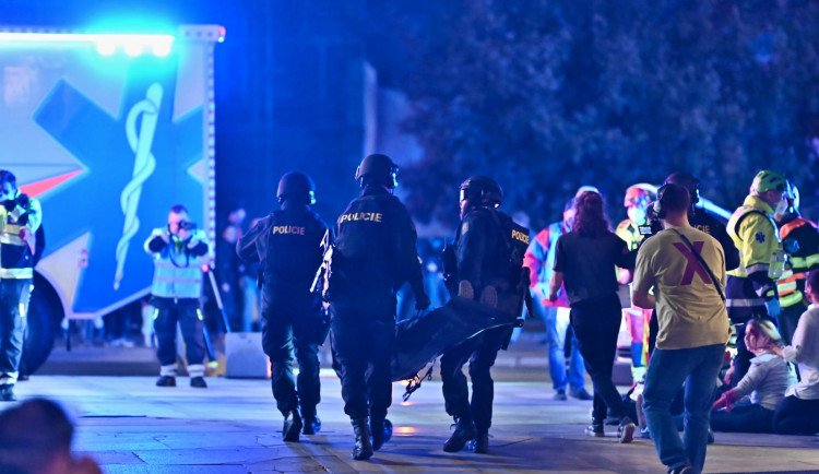 Teroristický útok v Národním muzeu. V budově proběhl výcvik složek IZS