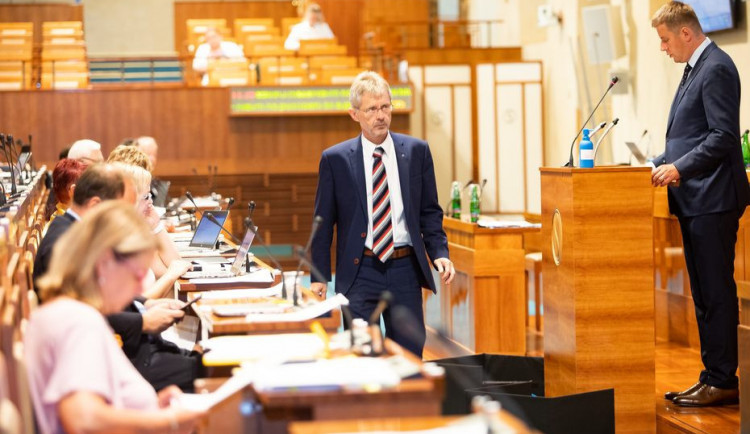 Senát na rozdíl od Sněmovny zpřístupní ve čtvrtek své sídlo