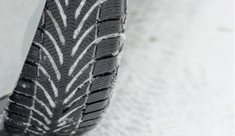 size4-16352374343004-103-prichazi-zima-s-ledem-a-snehem-kvalitni-obuti-auta-se-opravdu-vyplati