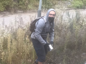 Partička sprejerů se sesypala na stojící vlak. Celou dobu je natáčel zaměstnanec drah