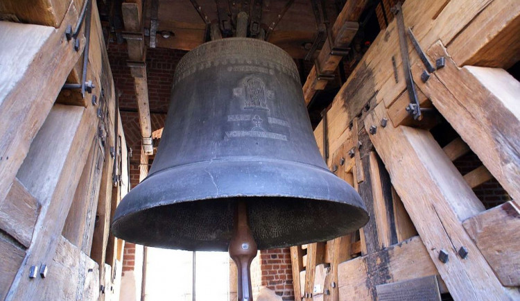 Nacisté vyrobili z českých zvonů zbraně. Nový zvon v Praze by měl tuto historii připomínat