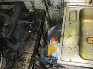 Neuvěřitelný nepořádek a všudypřítomný myší trus. Inspekce zavřela restauraci v Sapě