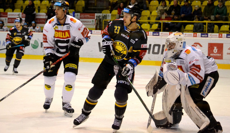 Sparta opět prohrála. Litvínov porazil Pražany doma po čtyřech letech