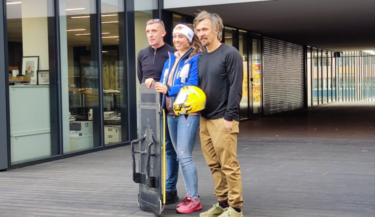 Skeletonistka Anna Fernstädtová, trenér Josef Andrle a bývalý lyžař Ondřej Bank