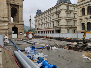 Oprava mostu na Národní je u konce. Začíná rekonstrukce kanalizace v Divadelní