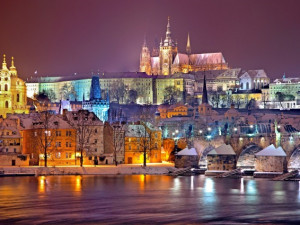 Párové focení v Praze: 8 tipů na nejromantičtější místa