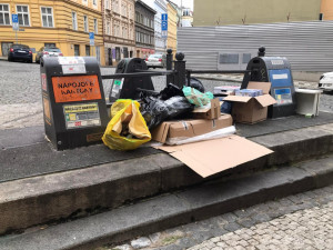 Nachází se Praha v odpadové krizi? Jaké je její řešení? Odpovídají zastupitelé