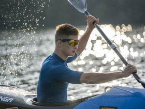 Hledej zabalené dárky na pražských cyklostezkách a vyhraj bezpečné brýle se sluchátky
