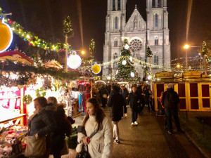 Vánoční tržiště z náměstí Míru zmizí příští týden, stánkaři jsou zoufalí