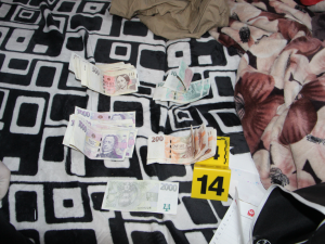 Dealer zásoboval pervitinem uživatele na Černém Mostě, hrozí mu až deset let ve vězení