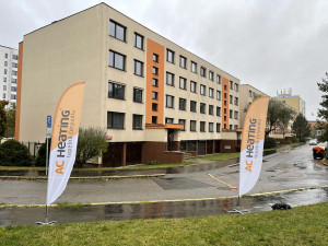 Energetický trh s prudkými výkyvy zasáhl i centrální vytápění v bytových domech. Co s tím? Hledejte nové zdroje