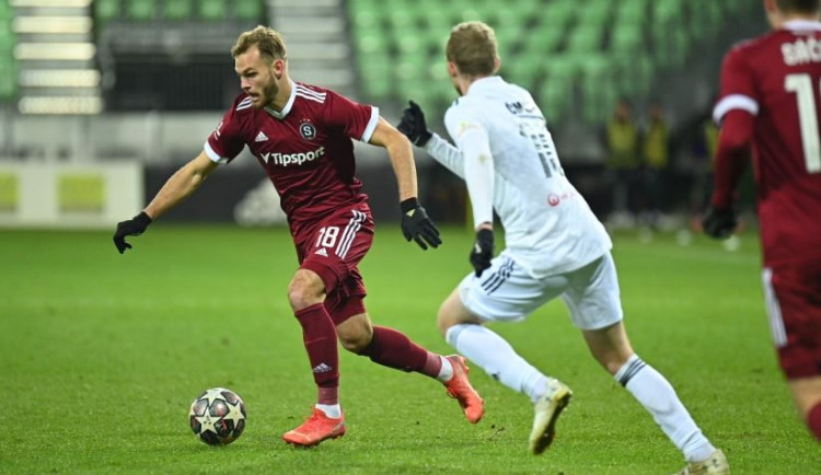 Sparta vyhrála venku po dvou zápasech. Porazila Karvinou 2:1