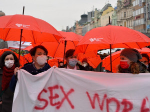 V pátek je Mezinárodní den proti násilí na ženách a mužích pracujících v sexbyznysu