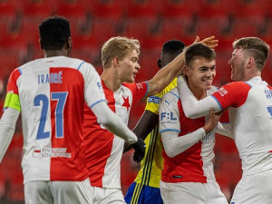 Slavia porazila Zlín 3:1 a postoupila do čtvrtfinále domácího poháru