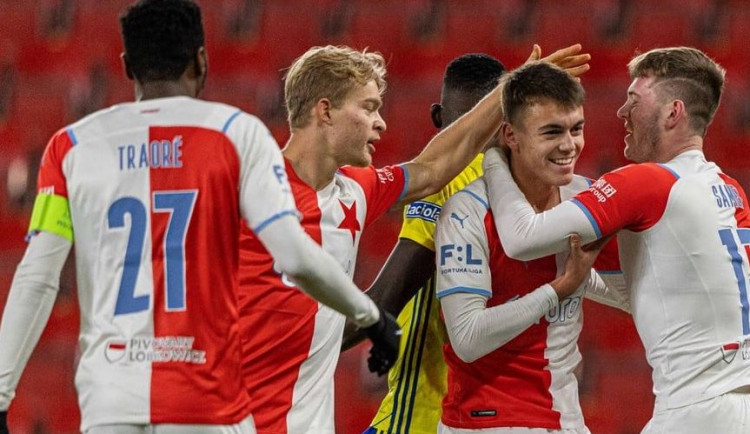 Slavia porazila Zlín 3:1 a postoupila do čtvrtfinále domácího poháru