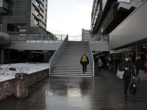 Cestující mohou po půl roce opět využít výstup z metra na Budějovické