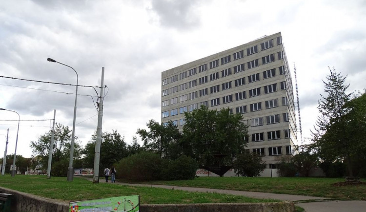 Praha dokončí „pomník chaosu“. Podívejte se, jak to vypadá uvnitř