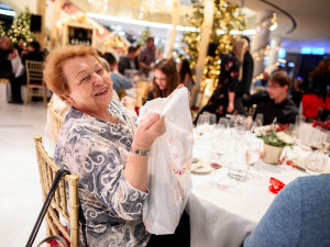 Pražské obchodní centrum pořádá Štědrý večer pro osamělé. Zastaví se i známé osobnosti