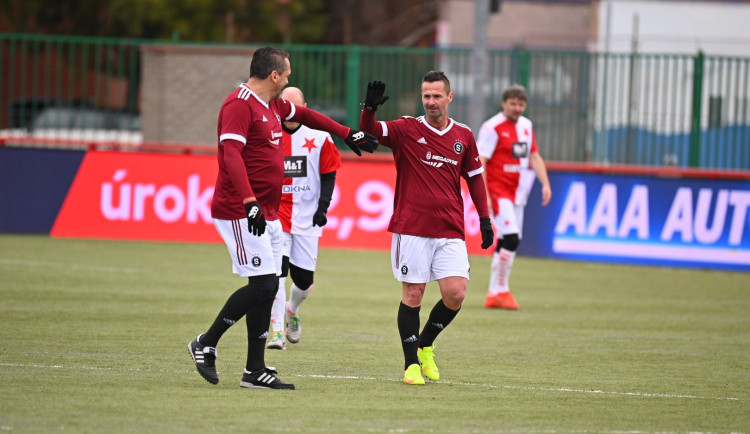 271060212_10159525833752068_2158276680228221529_n