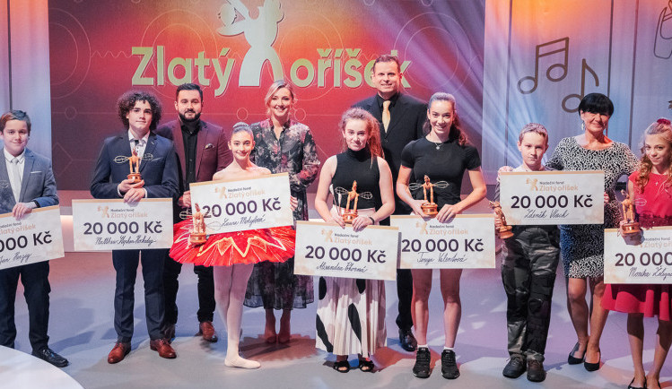 Tenistka z Prahy a další talenti. Nadané děti dostaly ocenění Zlatý oříšek