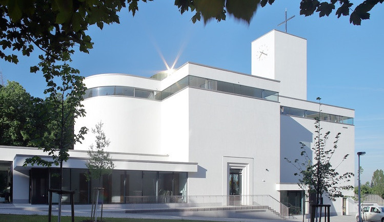 MgA.Robert Žákovič