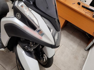 Lupiči, kteří z obchodu s hodinkami ukradli zboží za miliony, patří k organizovanému gangu. Policie žádá o pomoc