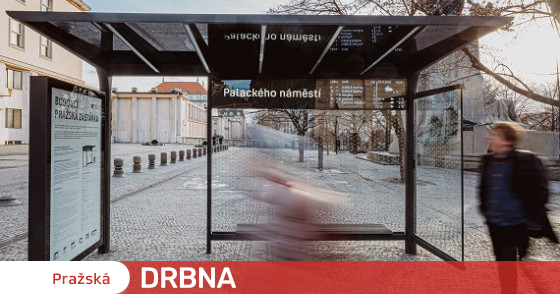 À Prague, les abris sont remplacés aux arrêts des transports en commun.  Les passagers peuvent se réjouir de la nouvelle fonctionnalité Transporter Pražská Drbna .