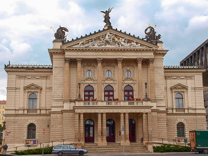 Před 30 lety se v Praze konal první obnovený Ples v opeře. Středem pozornosti byla Ivana Trumpová