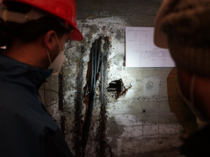 Barrandovský most je ve špatném technickém stavu. Podívejte se do jeho útrob