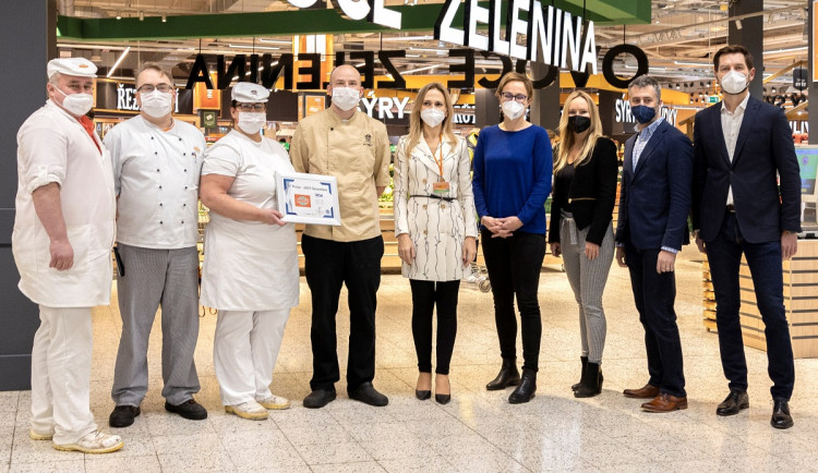 Hypermarket Globus Čakovice získal ocenění VISA Czech Top Shop 2021