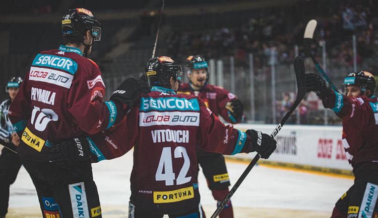 Sparta dál vítězí. Na domácím ledě porazila Plzeň 5:3