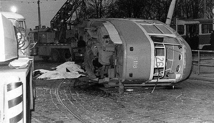Při nejhorší tramvajové nehodě v Praze zemřelo sedm lidí včetně šestiletého dítěte